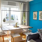 Sky View 3br + Near Airport + Free Parking Διαμέρισμα *