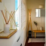 Διαμέρισμα Sky View 3br + Near Airport + Free Parking