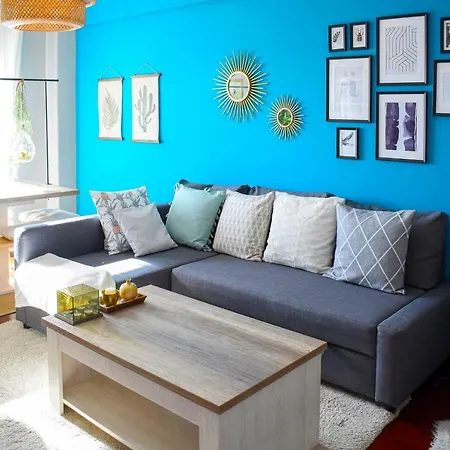 Sky View 3br + Near Airport + Free Parking Apartment