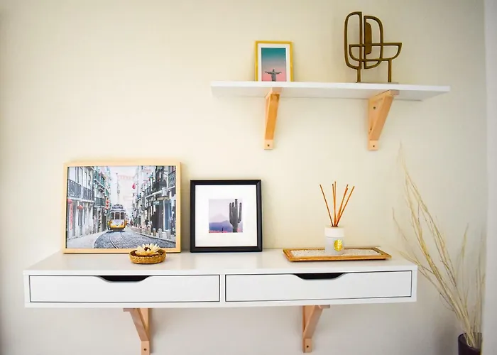 Sky View 3br + Near Airport + Free Parking Lejlighed Lisboa