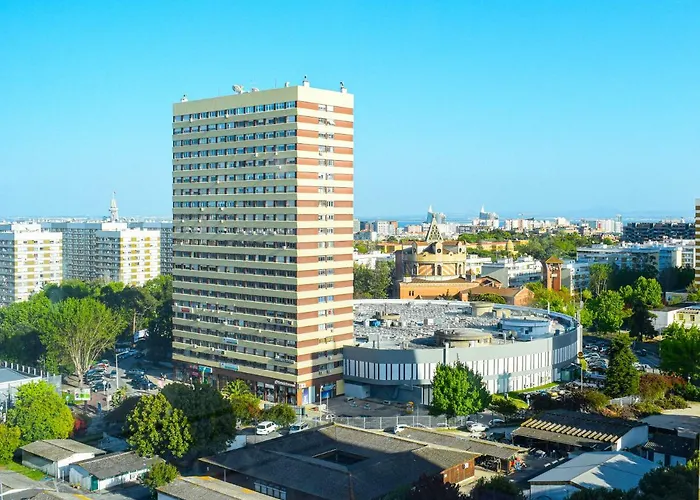 Sky View 3br + Near Airport + Free Parking Lejlighed Lisboa