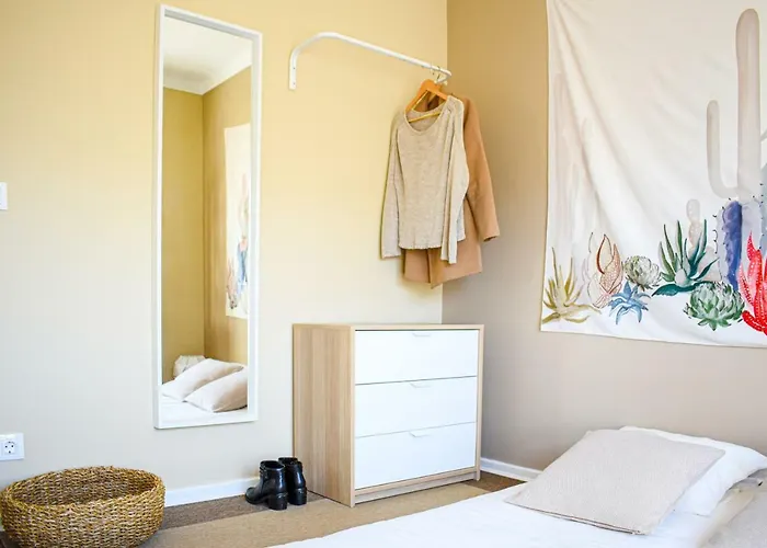 Sky View 3br + Near Airport + Free Parking Lägenhet Lisboa