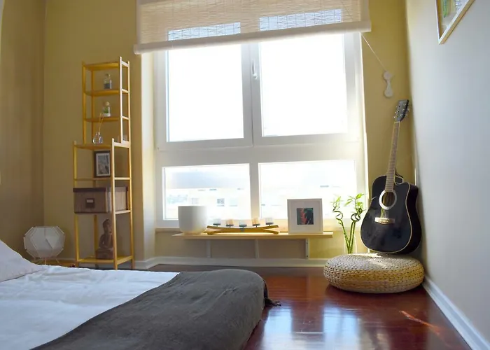 Sky View 3br + Near Airport + Free Parking * Lisboa